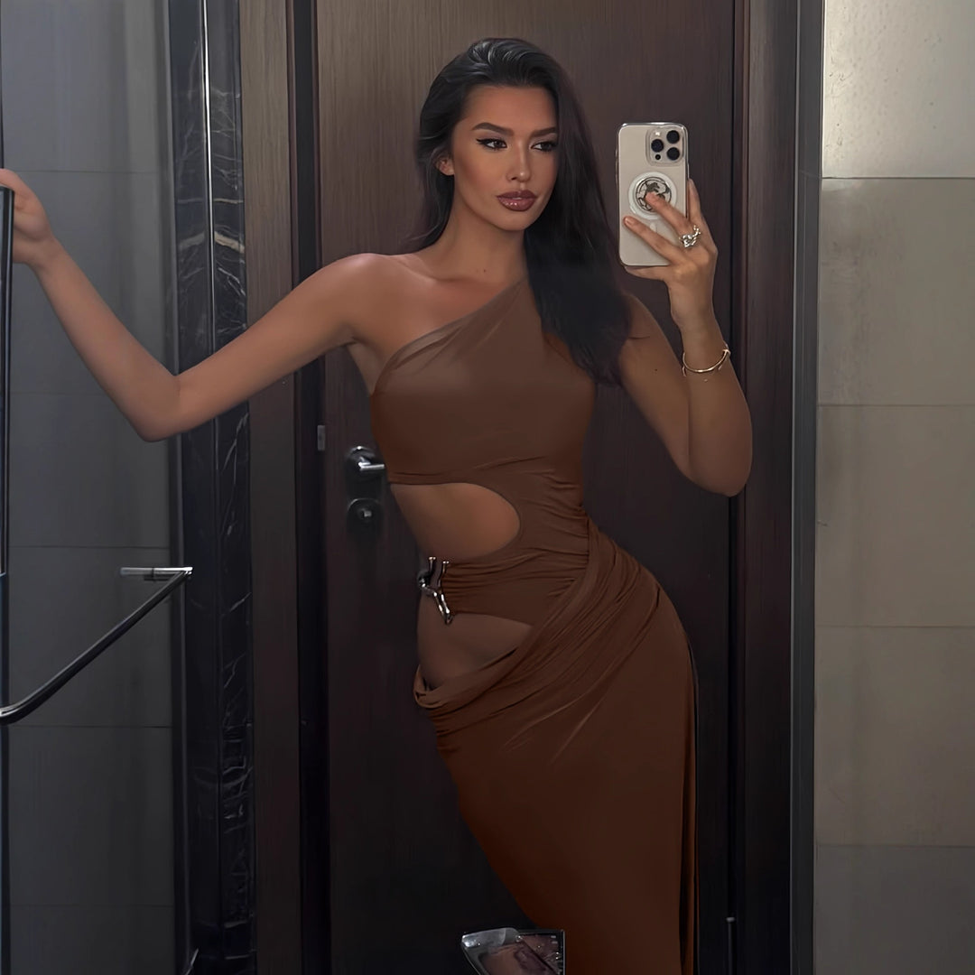 Damen Körperbetontes Maxikleid mit asymmetrischem Schnitt und exklusiven Cut-Out-Details EB