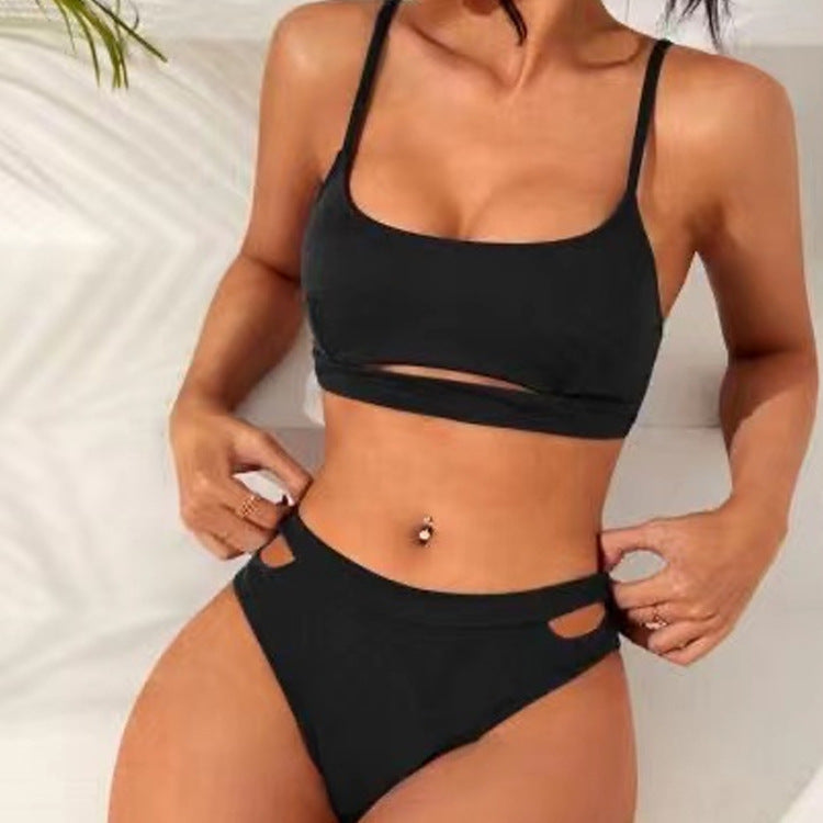 Damen Hochgeschnittener Bikini mit stylishen Cut-Outs EB