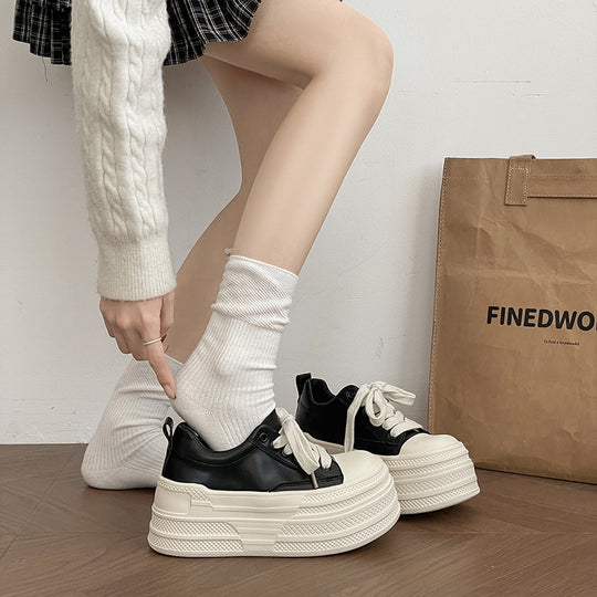 Damen Plateau-Sneakers mit modischer Schnürung und verstärkter Sohle EB