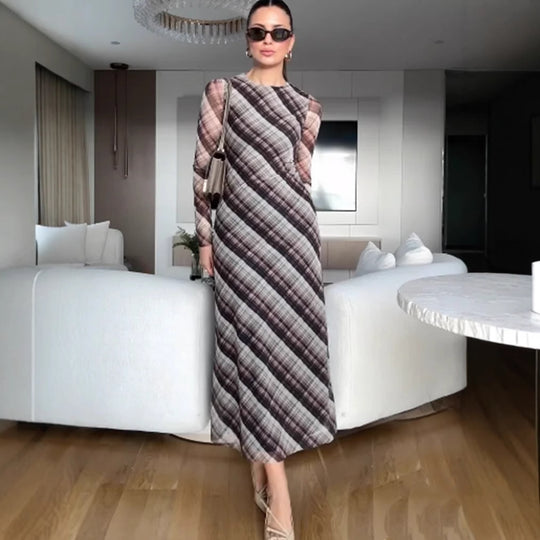 Damen Maxikleid im modernen Karomuster mit elegantem Schnitt EB