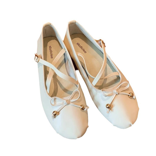 Damen Ballerinas mit feinen Riemen und charmantem Schleifendetail EB