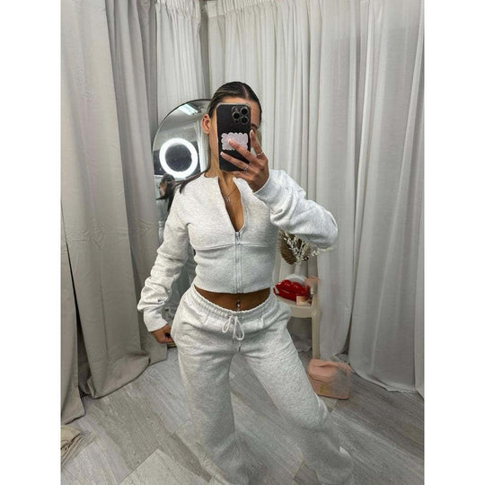 Damen nan kurzes Zip-Cropped-Shirt mit formendem Bund und breite Relax-Sweatpants mit Tunnelzug EB