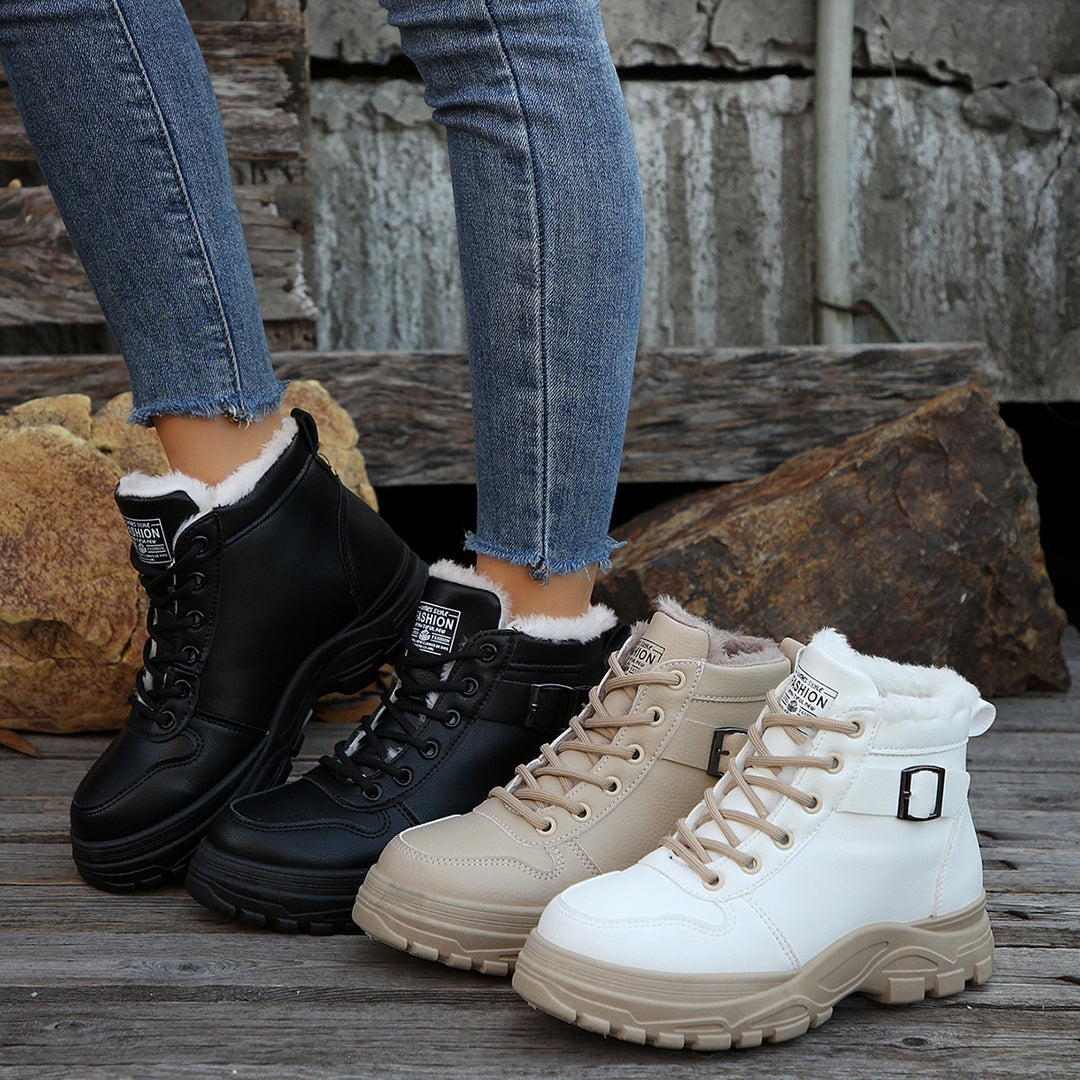 Damen  gefütterte Plateau-Sneaker-Stiefelette mit Kunstfellkragen und profilierter Outdoor-Sohle EB