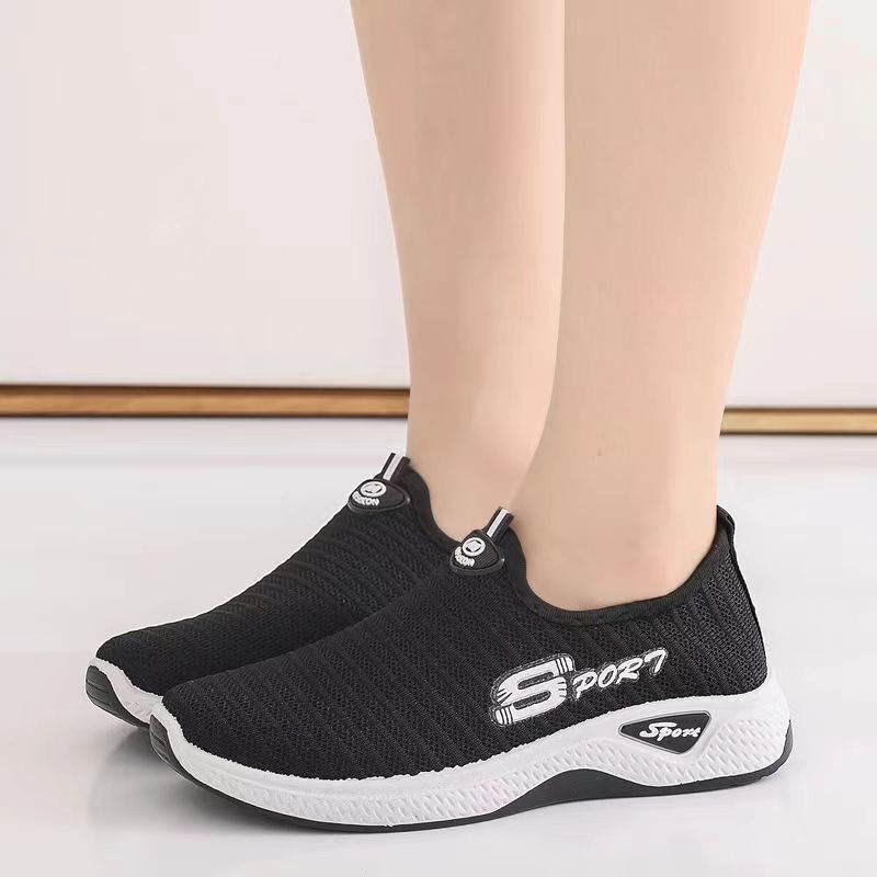 Damen Slip-On Sportsneaker mit atmungsaktiver Mesh-Oberfläche EB