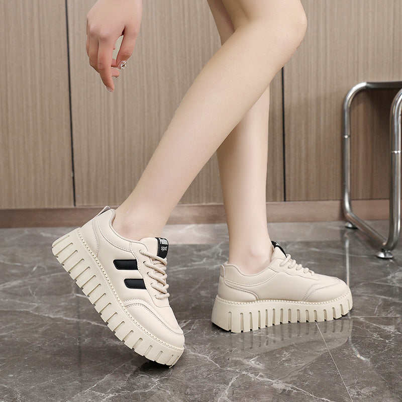 Damen Chunky Sneakers mit rutschfester Laufsohle und gepolstertem Innenfutter EB