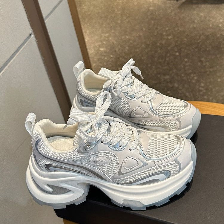 Damen Sportliche Sneakers mit atmungsaktiver Mesh-Oberfläche und gepolsterter Sohle EB