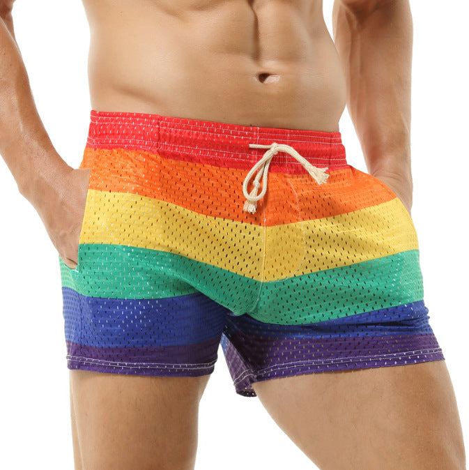 Herren Badeshorts mit atmungsaktivem Netzmaterial und buntem Regenbogenmuster EB