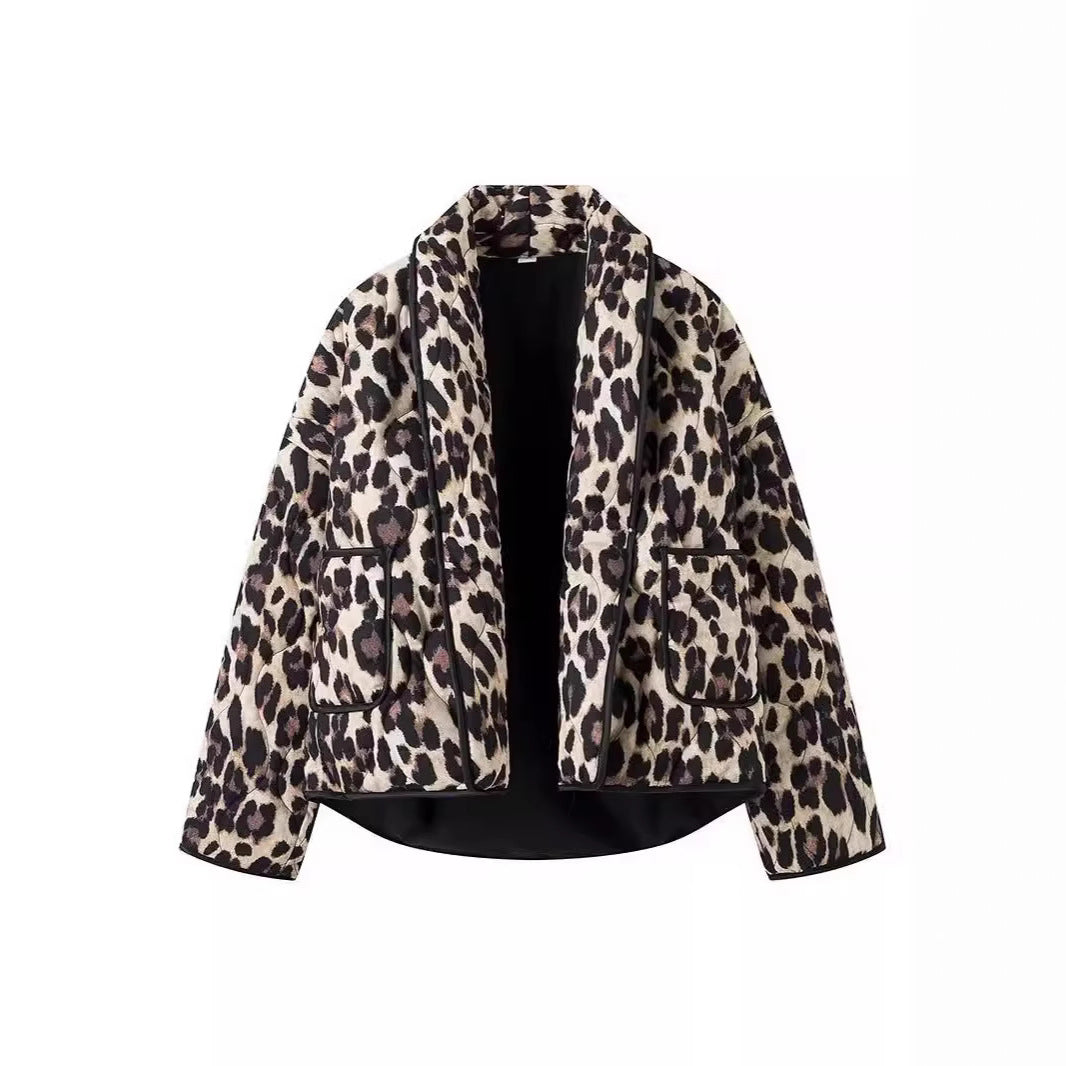 Damen Steppjacke im eleganten Leopardenmuster EB