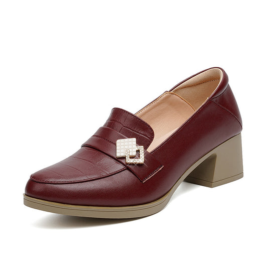 Damen Elegante Mokassins mit modischem Schmuckdetail und bequemen Blockabsatz EB
