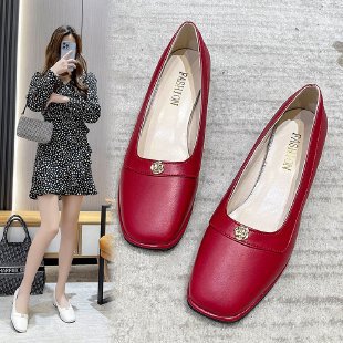 Damen Komfortable Blockabsatz-Pumps mit zarter Schnalle EB