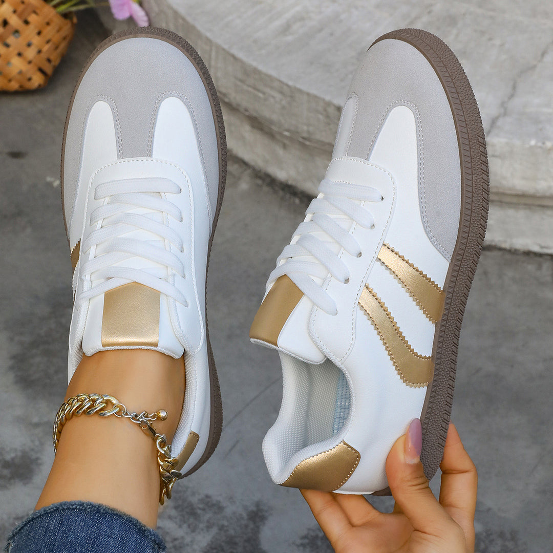 Damen Sportliche Sneakers mit eleganten Metallic-Details EB