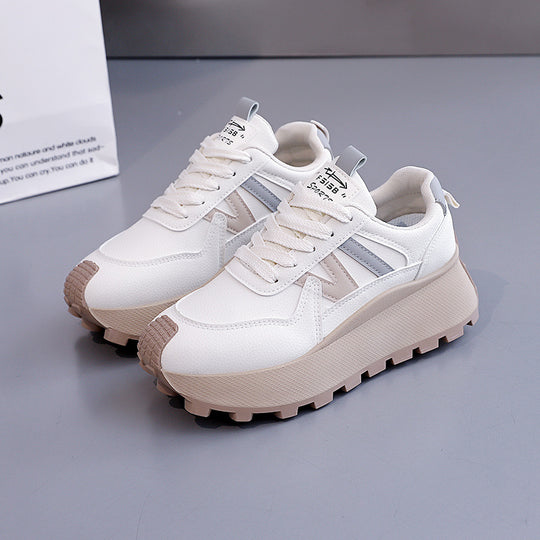 Damen Chunky Sneakers mit eleganter Plateau-Sohle und modischem Design EB