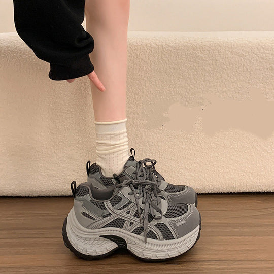 Damen Sportliche und atmungsaktive Sneakers EB