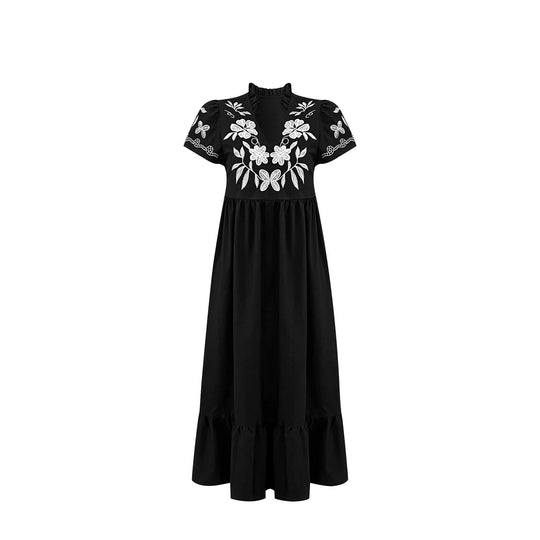 Damen Maxikleid mit floralem Stickdesign und voluminösem Rock EB