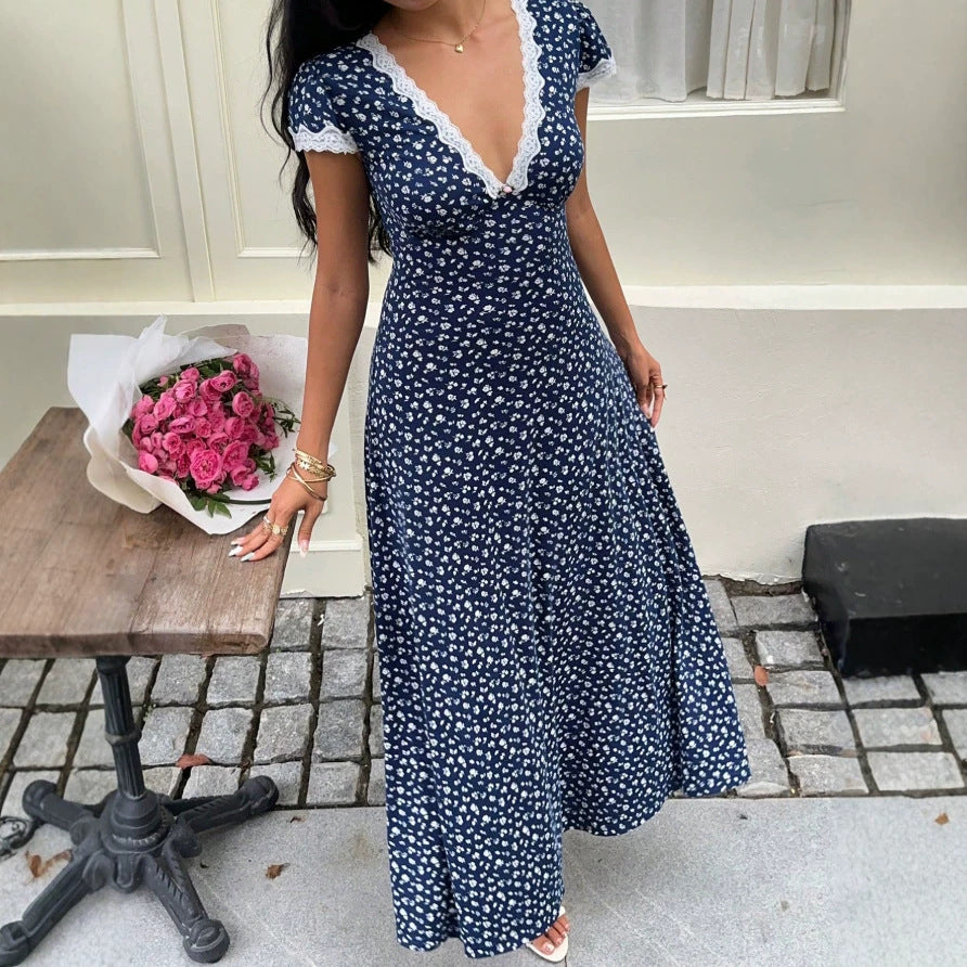 Damen Maxikleid mit floralem Muster und elegantem Spitzenbesatz EB