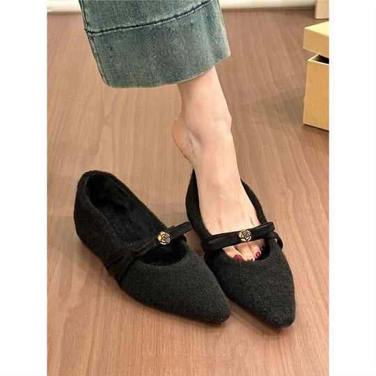 Damen spitze Ballerinas mit zierlichem Blumenakzent EB