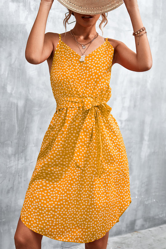 Damen Sommerliches Blusenkleid mit floralem Muster und knopfbarem Taillengürtel EB