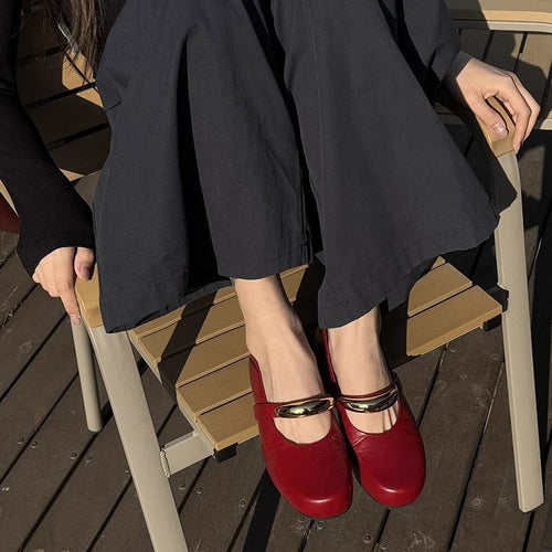 Damen Ballerina-Schuhe mit modischer Schnallenverzierung und pantentlicher Passform EB