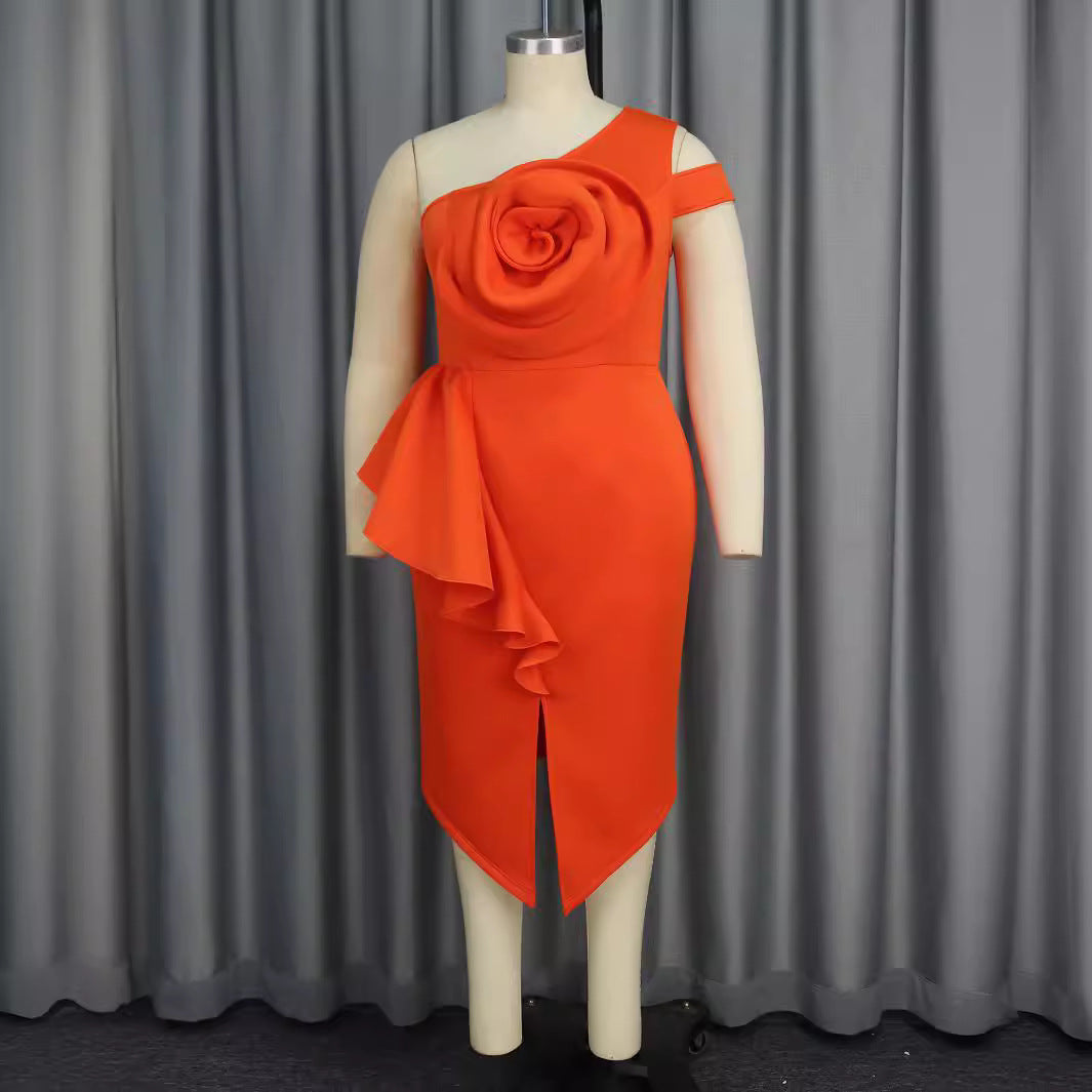 Damen Elegantes One-Shoulder Kleid mit Zierblüte und asymmetrischem Saum EB