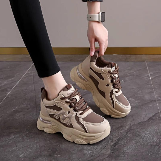 Damen Chunky Sneakers mit optimaler Dämpfung und sportlicher Oberflächenstruktur EB