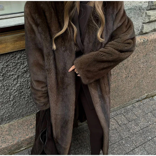 Damen Luxuriöser Kunstfellmantel mit weitem Schnitt und eleganten Details EB