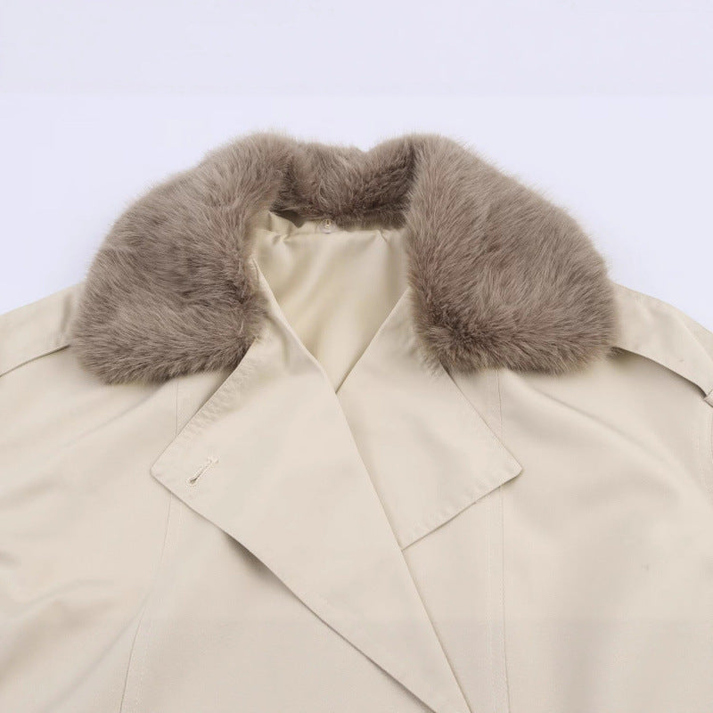 Damen modische Jacke mit kunstvollem Fellkragen und doppelter Knopfblende EB