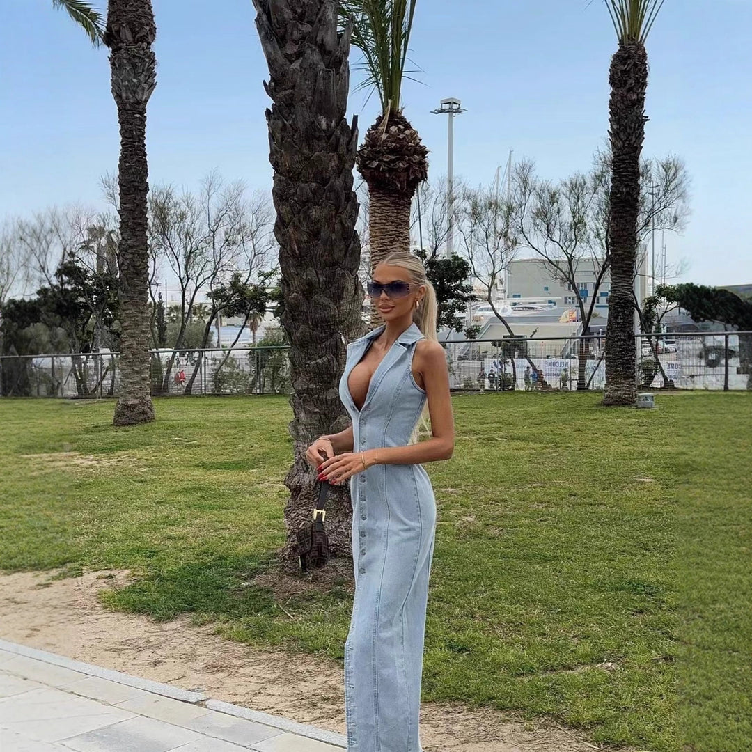 Damen Denim Maxikleid mit Knopfleiste und hohem Kragen EB