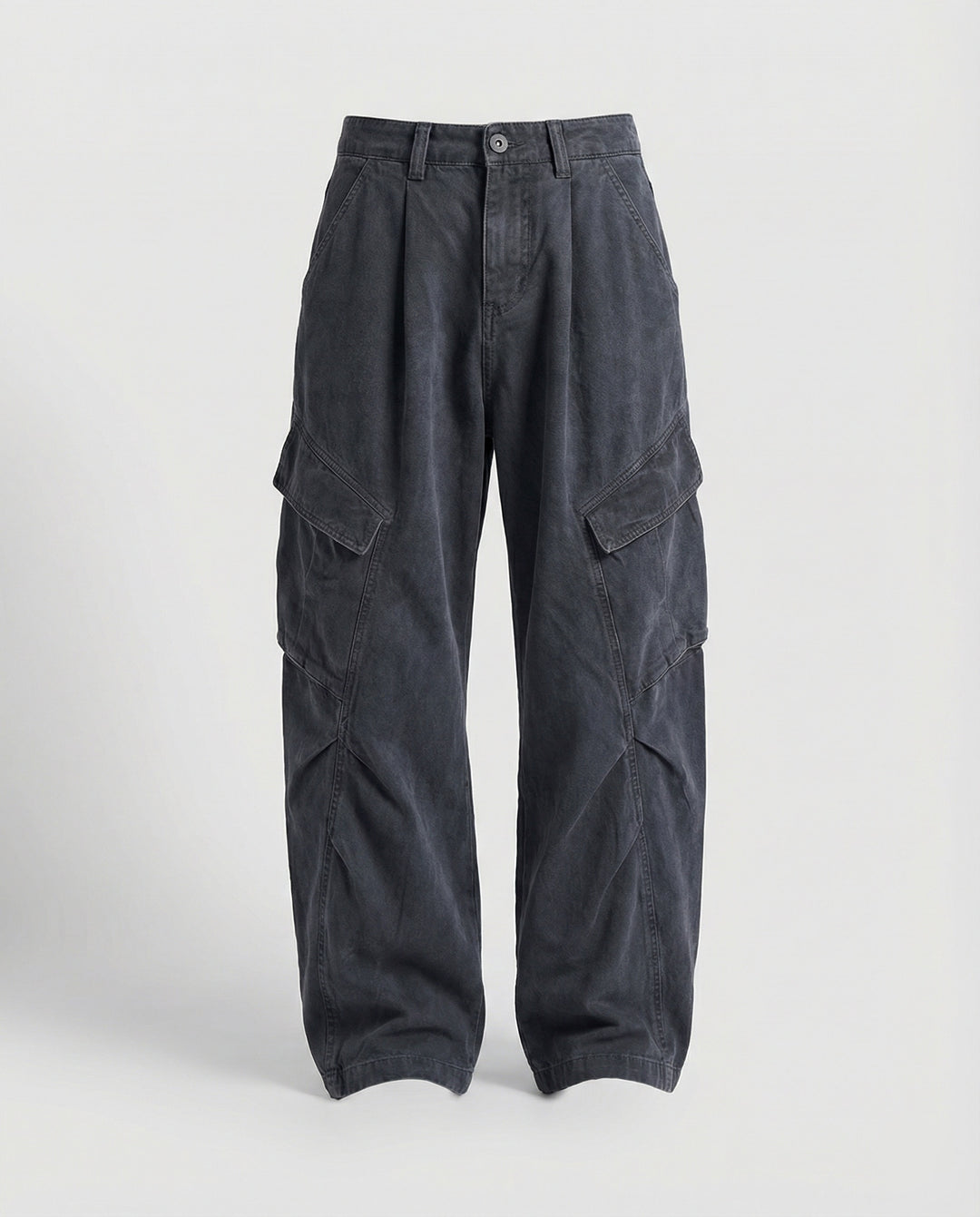 Damen weite Cargohose im Utility-Stil mit überlappenden Klappentaschen und markanter Nahtstruktur EB