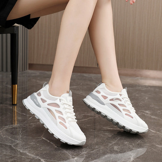 Damen Sportliche Sneakers mit innovativer Netzstruktur und rutschfester Laufsohle EB