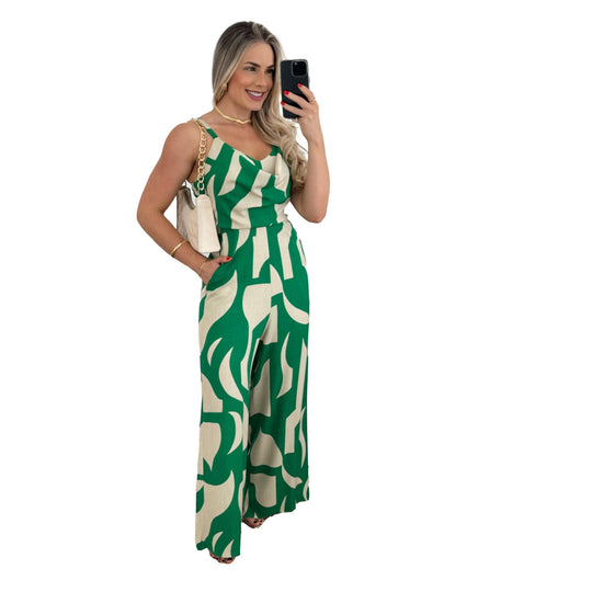 Damen Jumpsuit mit elegantem Wasserfall-Ausschnitt und weitem Bein EB