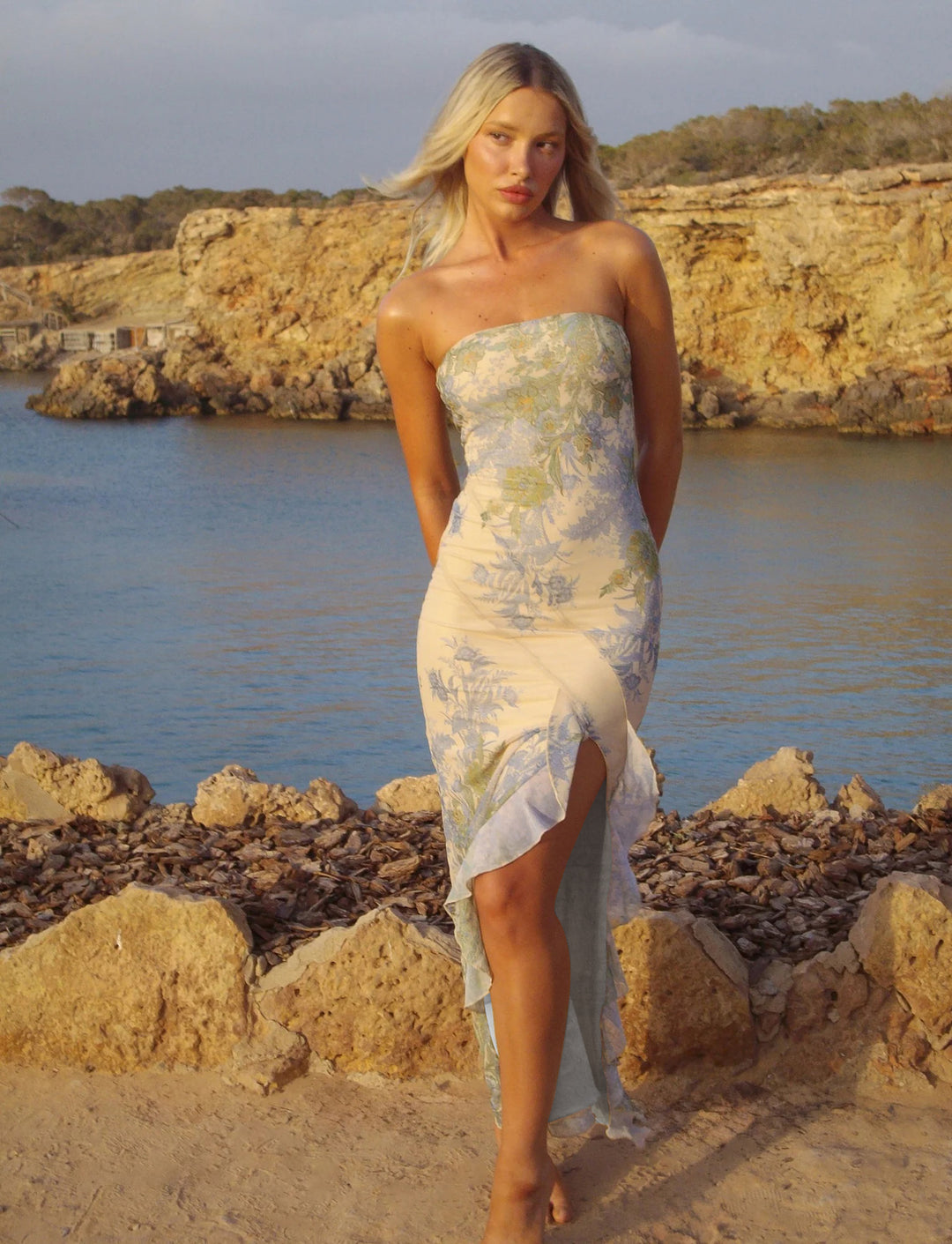 Damen Sommerliches Strandkleid mit elegantem seitlichem Schlitz EB