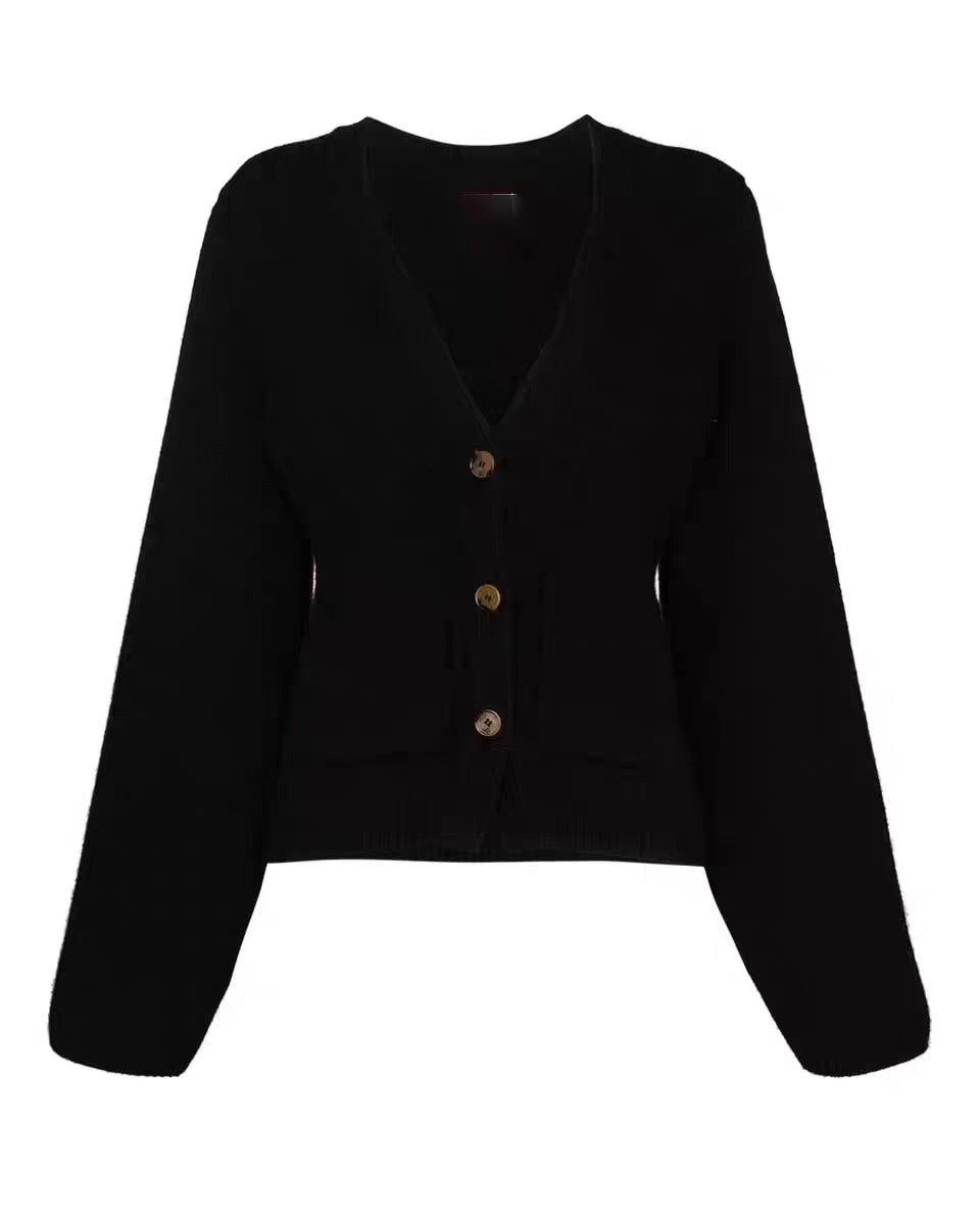 Damen Strickjacke mit weitem Schnitt und dekorativen Knöpfen EB