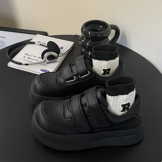 Damen Komfortable und stylische Sneaker mit Klettverschlüssen EB