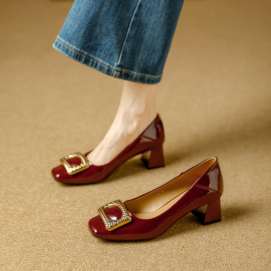 Damen elegante Lackpumps mit dekorativer Schnalle EB