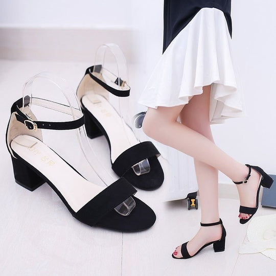 Damen elegante Blockabsatz Sandalen mit feinem Riemchen und modischer Schnalle EB