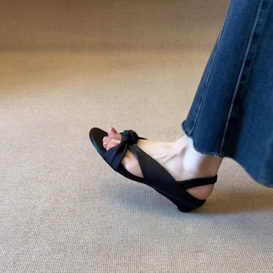 Damen Slingback-Sandalen mit modischem Knoten-Detail und komfortabler Fußbettgestaltung EB