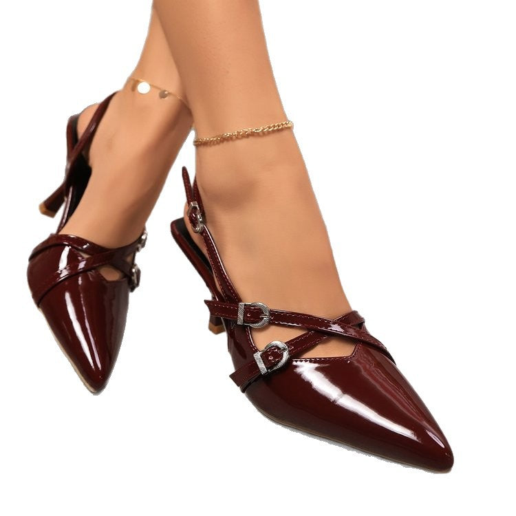 Damen Slingback-Pumps mit eleganten Schnallen und hochwertiger Lackleder-Oberfläche EB