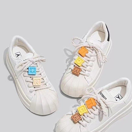 Damen Casual Sneakers mit bunten Schnürsenkeln und komfortabler Plateau-Sohle EB