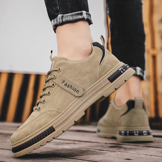Damen Sportliche Sneaker mit robustem Obermaterial und dämpfender Sohle EB