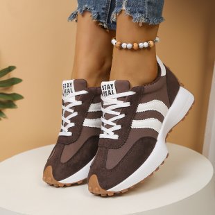 Damen Plateau-Laufsneaker mit Wildlederoptik und Leo-Akzenten EB
