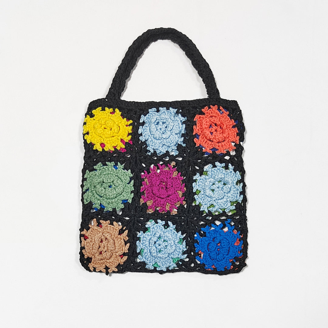 Damen gehäkelte Handtasche mit buntem Blumenmuster EB