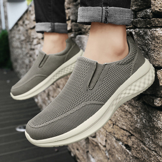 Damen Slip-On Sneakers mit ergonomischer Sohle und atmungsaktiver Obermaterialstruktur EB