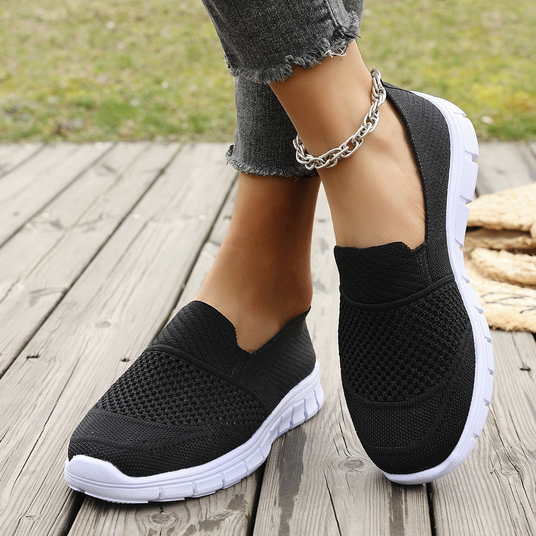 Damen Atmungsaktive Slip-On Sneakers mit elastischem Einsatz EB