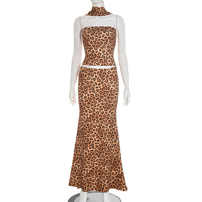 Damen Maxikleid mit figurformendem Stoff und eleganten Leopardenmuster EB