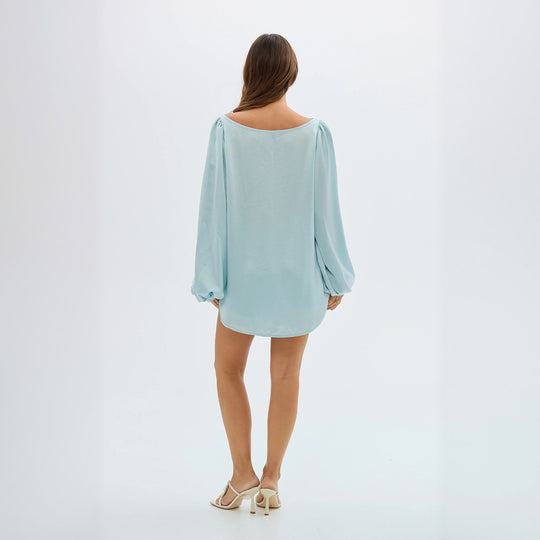 Damen Oversize Bluse mit Cut-Out und kurzen Shorts EB