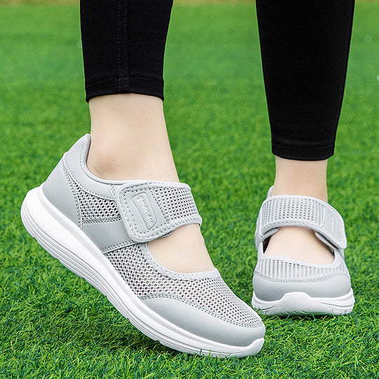 Damen Sportliche Slip-On Sneakers mit atmungsaktivem Netzdesign EB