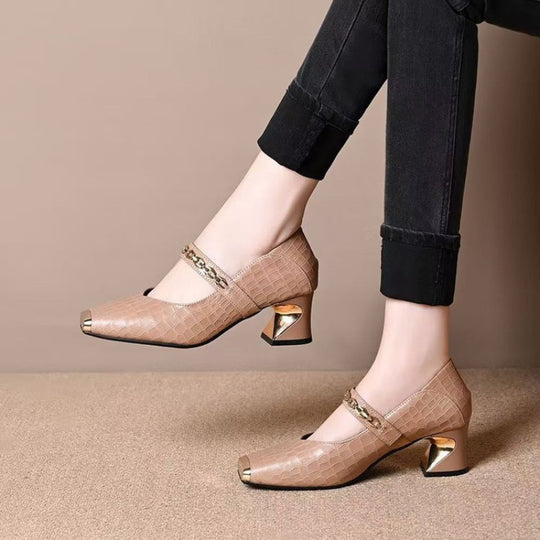 Damen Elegante Mary Jane Pumps mit trendigem Metallakzent EB