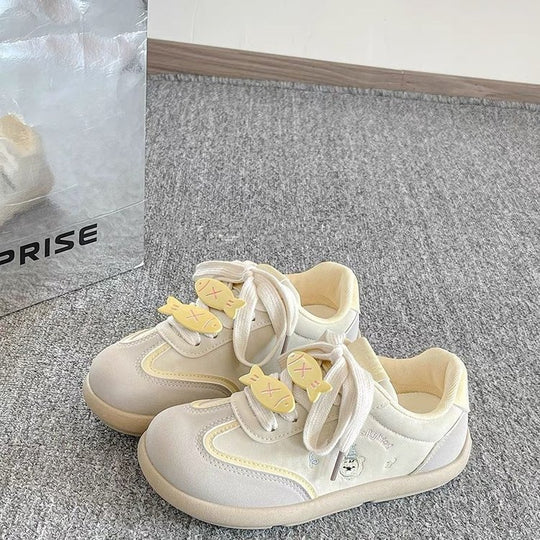 Damen Sportliche Sneakers mit einzigartigem Schnürsystem und attraktivem Design EB
