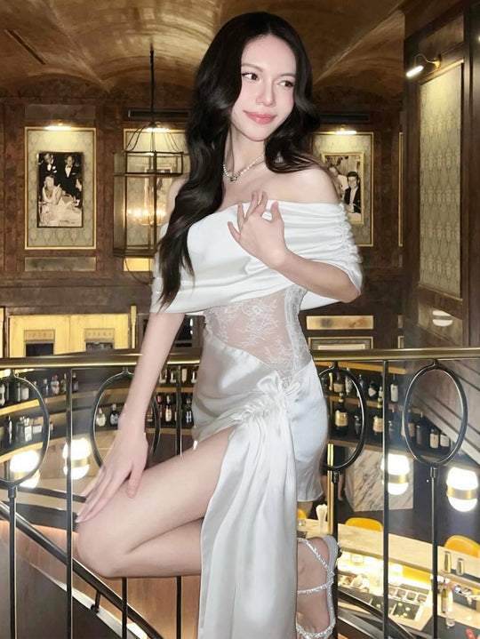 Damen Schickes Abendkleid mit elegantem Schnitt und Transparenten Elementen EB