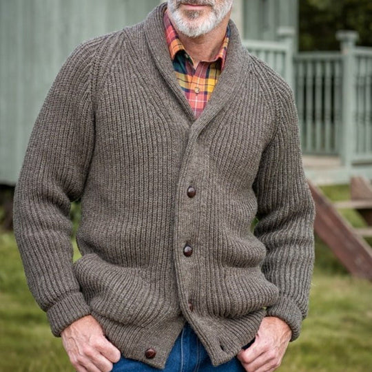 Herren grob gestrickter Cardigan mit praktischen Taschen und modernem V-Ausschnitt EB